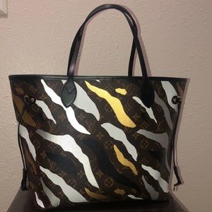 Louie Vuitton LOL NEVERFULL TOTE BRAND NEW